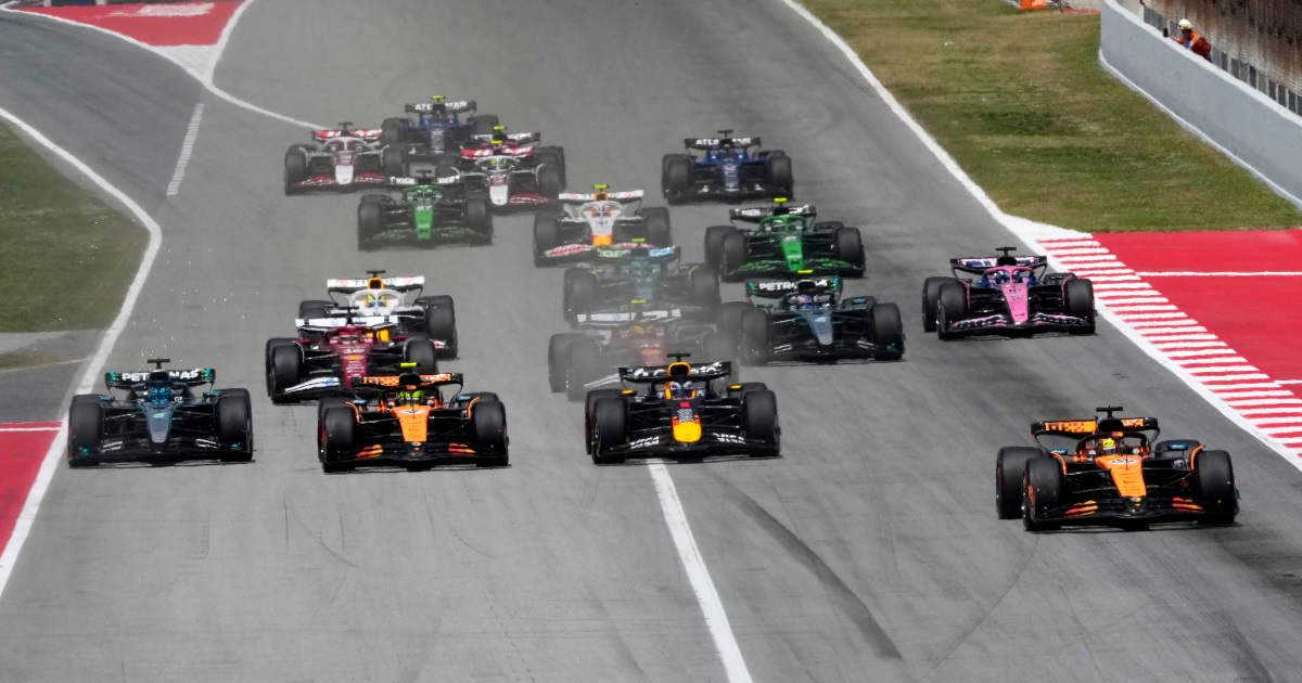 Piastri pobijedio ispred Norrisa. Leclerc u drami uzeo postolje, Verstappen kažnjen