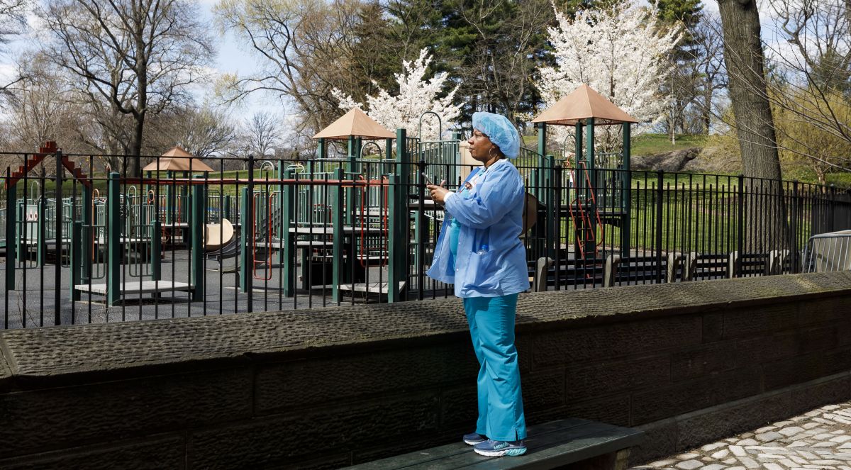 Medicinska sestra u New Yorku: Pozitivna sam na koronavirus, a danima sam radila