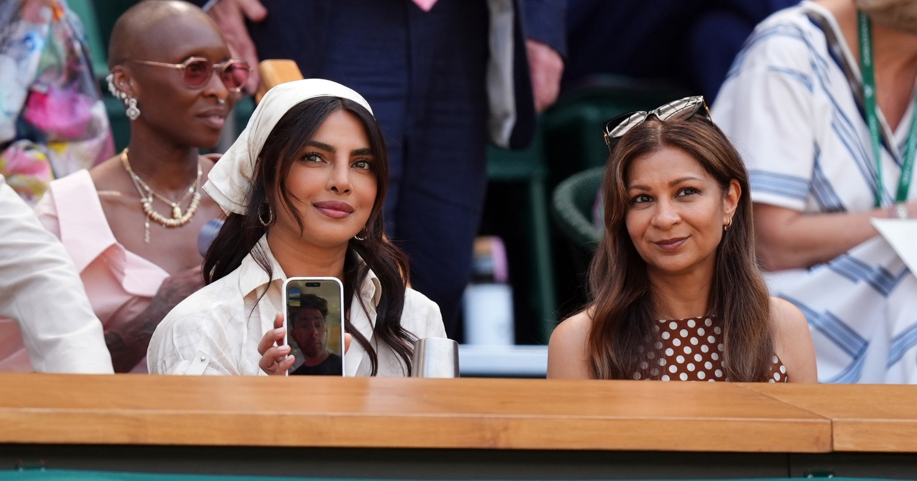 Priyanka Chopra gestom prema suprugu privukla pažnju na Wimbledonu