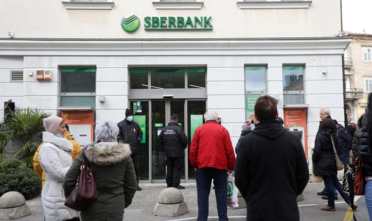 Državni HPB objavio novo ime Sberbanke