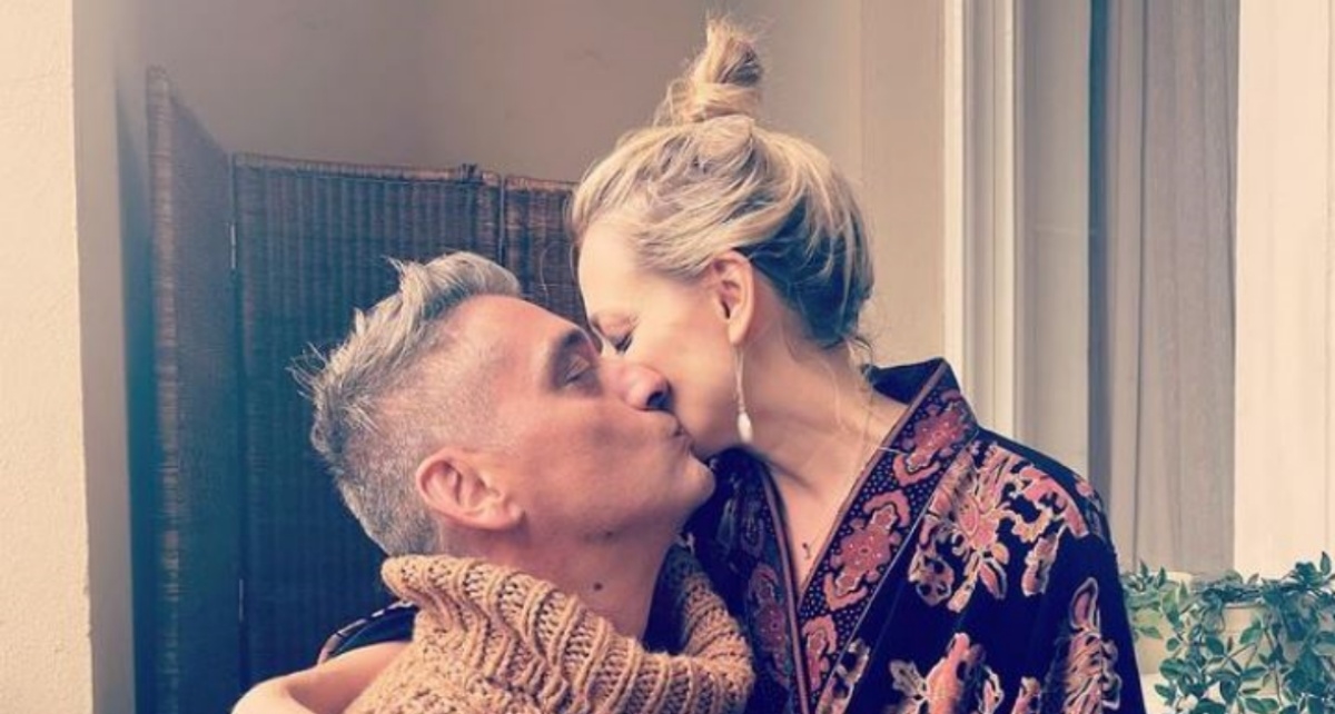 Jelena Veljača objavila strastvenu fotku s mužem: "Zadnji tulum s golim nogama"