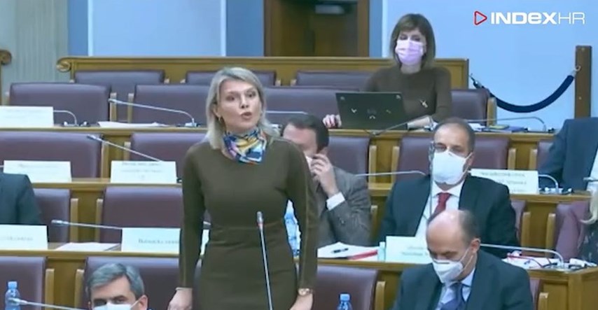 Crnogorska političarka postala viralni hit zbog "sek*ualnog" gafa
