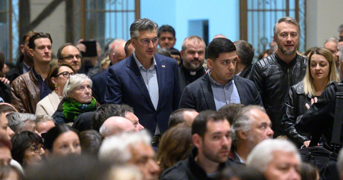 Plenković prisustvovao koncertu u obnovljenoj bazilici u Zagrebu