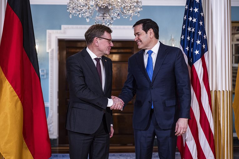 Njemačka upozorava: NATO može biti ugrožen zbog Trumpovih planova za Grenland