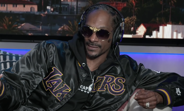 Snoop Dogg se svađa s Europljanima oko toga kako se radi joint. Video je viralan