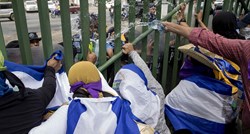 Prosvjedni val zahvatio i Nikaragvu, sukob aktivista i policije u katedrali