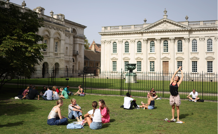 Turisti otkrivaju mračniju stranu Oxforda i Cambridgea