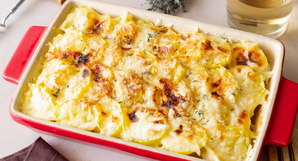 Kremasti gratinirani krumpir: Klasični recept za savršen prilog