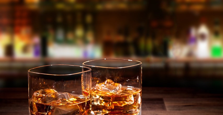 Više od polovice Hrvata pije žestice, najpopularniji likeri, rakija i viski