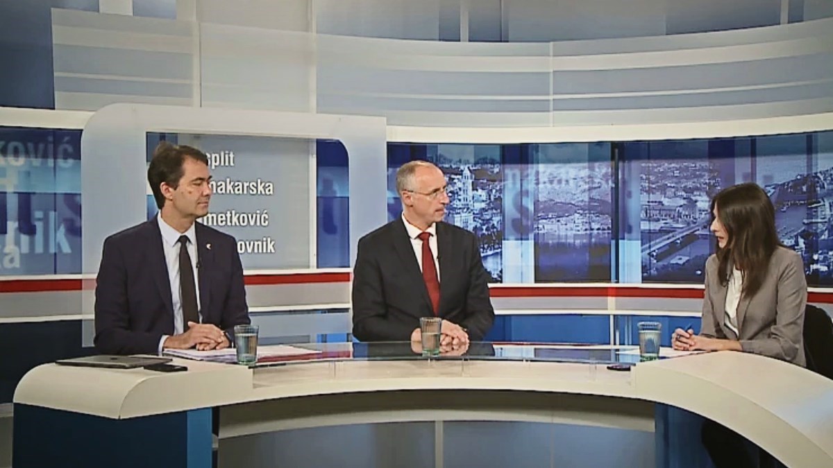 VIDEO Đogaš na sučeljavanju mahao papirom i tvrdio da otkriva Puljkove laži