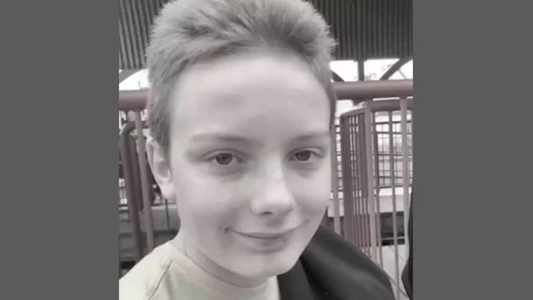 Dječak iz Engleske u šali htio oponašati scenu iz Netflixove serije. Preminuo je