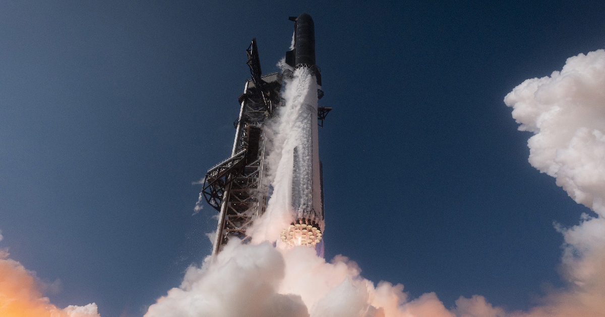 SpaceX uspješno lansirao Starship, najveću raketu u povijesti