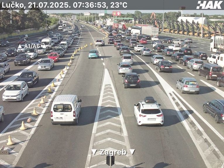 Od jutra gužve na cestama. Kolone kod Lučkog prema moru