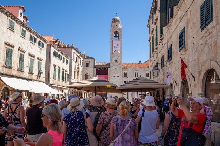 Iz povijesne jezgre Dubrovnika uklonjeno 13 bankomata