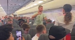 VIDEO Mladić na letu iz Zadra pokušao otvoriti vrata aviona