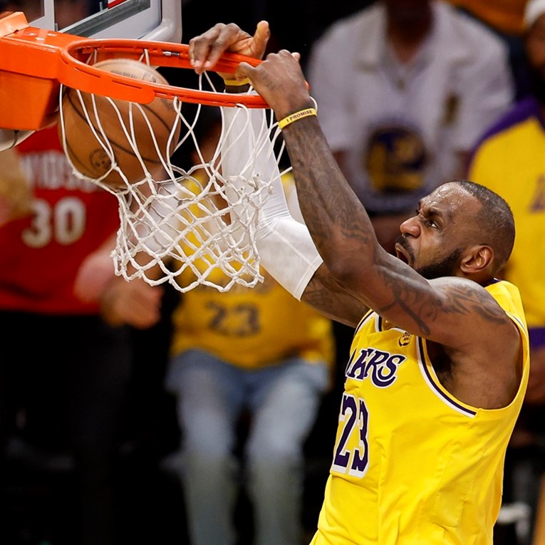 LeBron James će igrati za klub u Europi? Razmatraju se opcije
