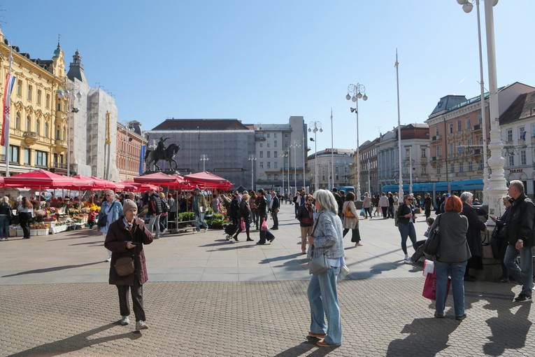 Sunčano i do 24 stupnja, gužve na obilaznicama i autocestama