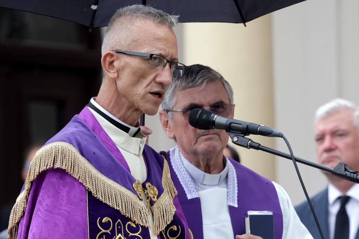 Zagrebački svećenik Željko Lovrić povukao se sa župničke dužnosti zbog prijetnji