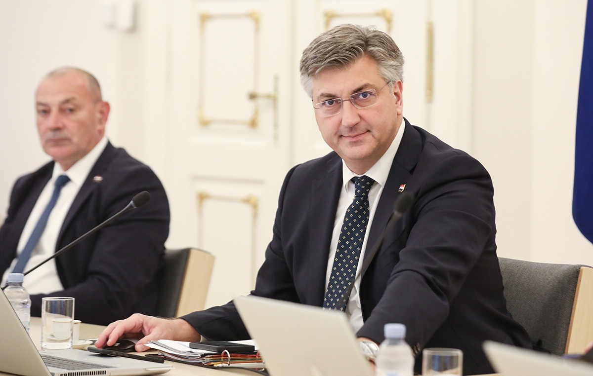 Plenković o povećanju plaća u javnom sektoru: Korist će imati 240.000 obitelji