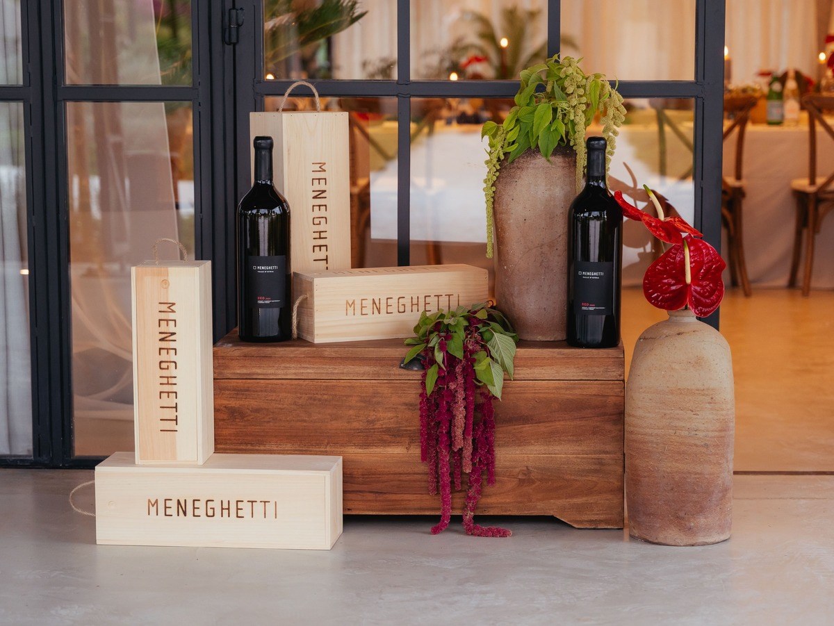 Meneghetti predstavio nove berbe White-a i Red-a i novu ambasadoricu Ninu Badrić