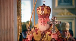 Patrijarh Kiril ima koronu