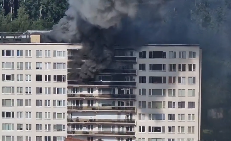 VIDEO Buknuo požar u desetkatnici u Belgiji, više ljudi poginulo