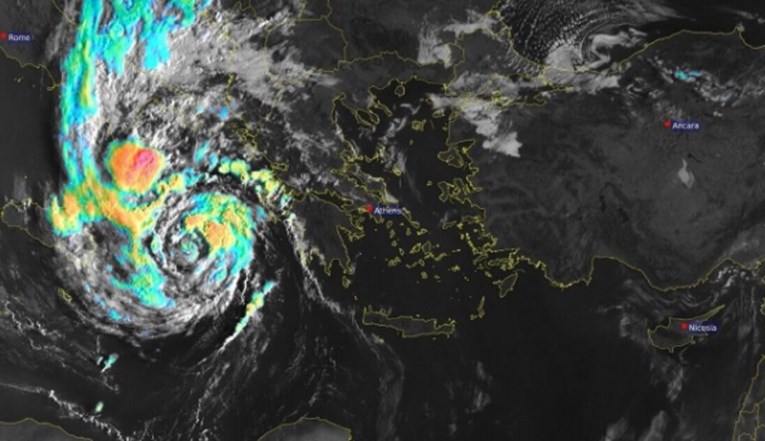 Mediteranom hara uragan, izdano najviše upozorenje: "Mogao bi biti najjači dosad"