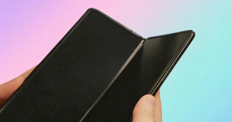 Stiže iPhone Ultra: Appleov prvi preklopni telefon s visokom cijenom