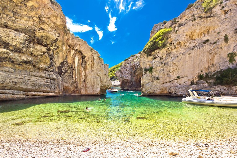Čarobna uvala u Hrvatskoj završila na popisu najljepših europskih plaža