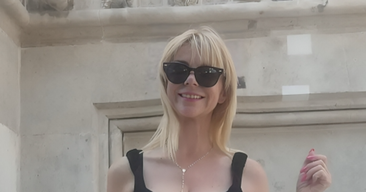 Mila Elegović (54) pozirala u bikiniju