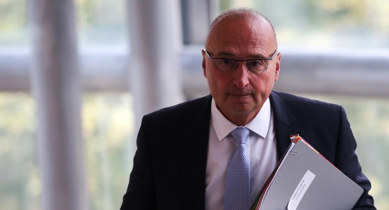 Možemo: Tko slučajno sakrije milijune? Grlić Radman mora otići