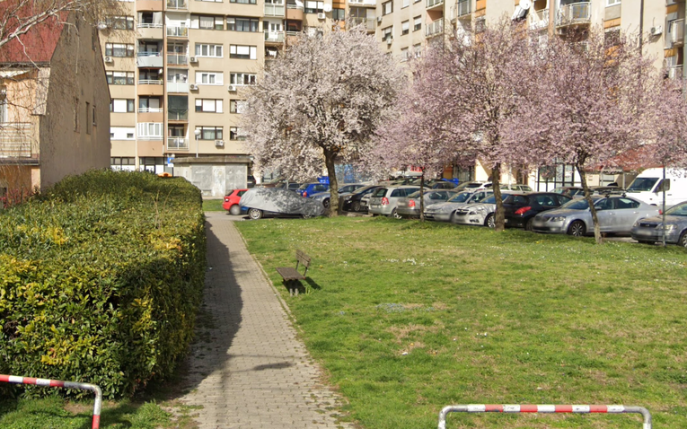 Mrtav pijan sjeo na klupu u Zagrebu s bombom. Za njim već bilo raspisano 5 tjeralica