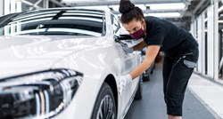 Daimler će radnicima u Njemačkoj isplatiti "koronabonus"