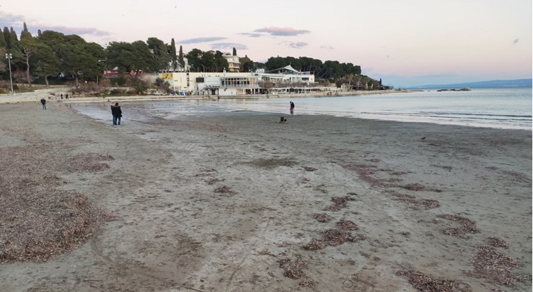 FOTO Ovako su danas izgledale plaže u Splitu