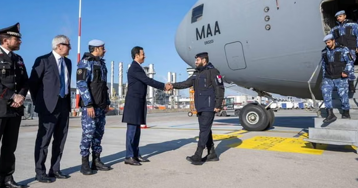 Katarski vojni avion udario u rasvjetni stup na aerodromu u Milanu