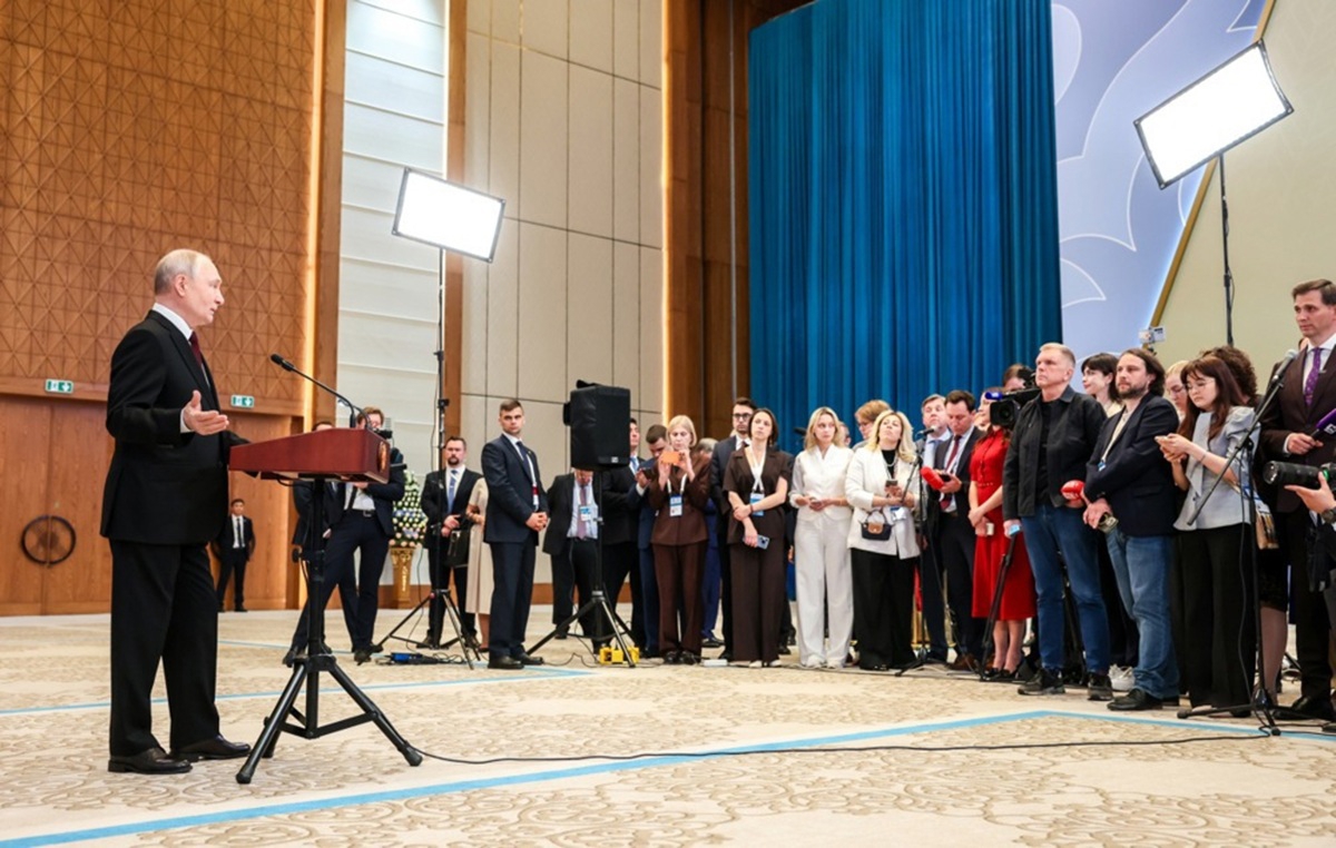 Njemački gospodarstvenici idu na sastanak s Putinom. "Želimo održati most s Rusijom"
