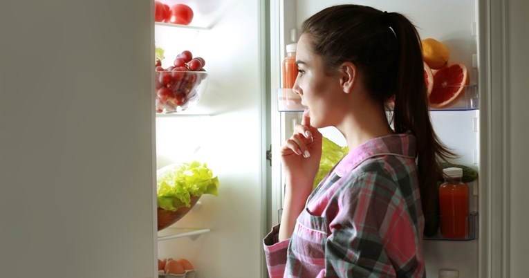 Tamna čokolada, kivi i banana mogu pomoći da bolje spavamo
