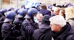 VIDEO Na prosvjedima protiv mjera u Njemačkoj izbili neredi