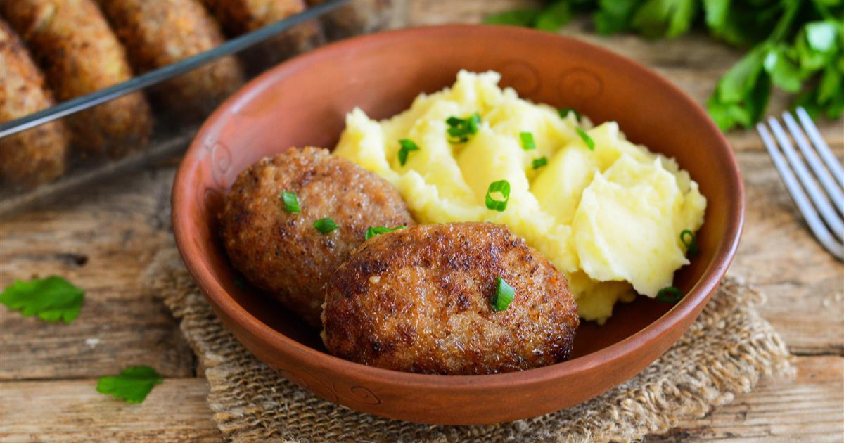 Recept za faširance s pire krumpirom, jelo koje nas vraća u djetinjstvo