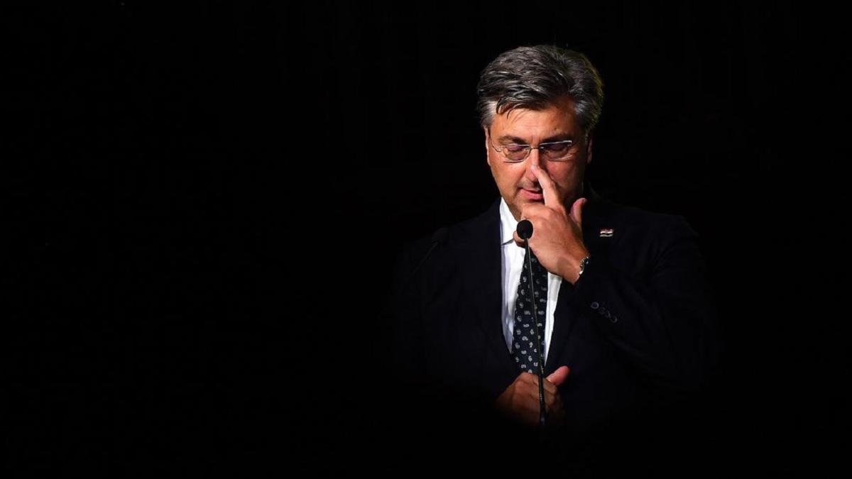 Plenković dolazi na mjesto teškog sudara vlakova
