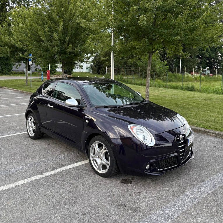 Najbolji auto oglasi: Alfa Romeo Mito iz 2013. s bogatom opremom