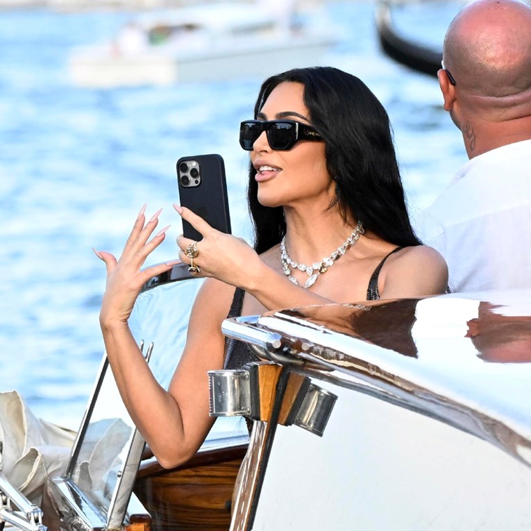 Kim Kardashian dijagnosticirana aneurizma. To može dovesti do moždanog