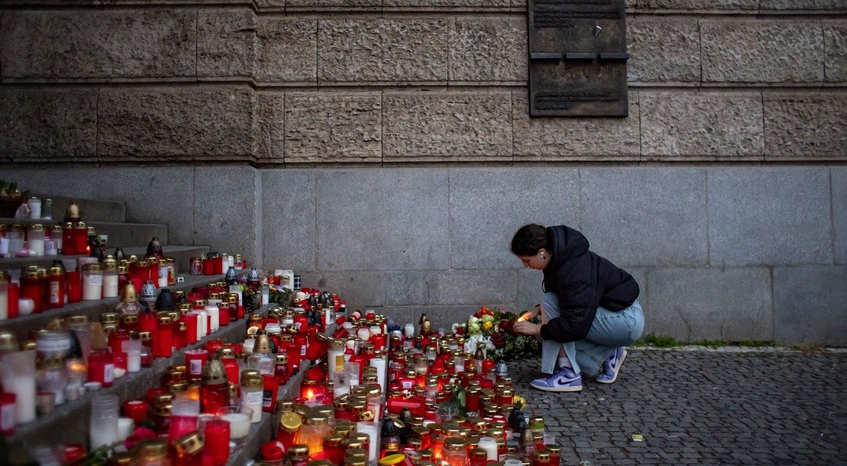 Praško sveučilište nakon pokolja otkazalo ostatak zimskog semestra