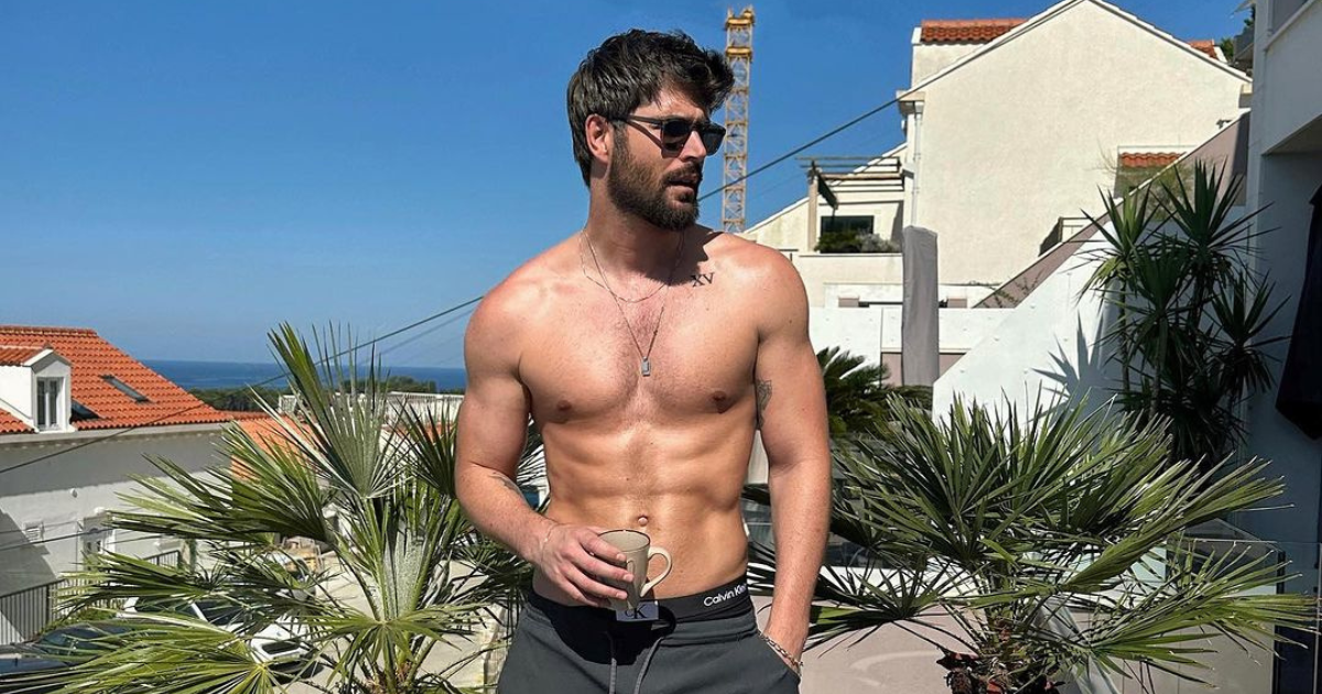 Najzgodniji frajer na Instagramu ljetuje u Hrvatskoj. Prati ga šest milijuna ljudi