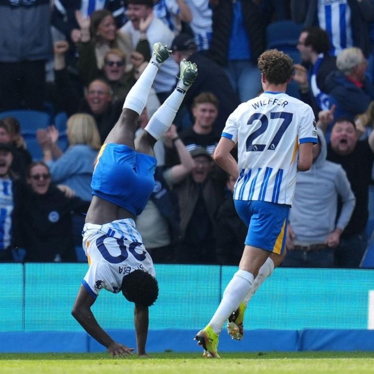VIDEO Brighton pobijedio West Ham spektakularnim golom s 25 metara u 92. minuti