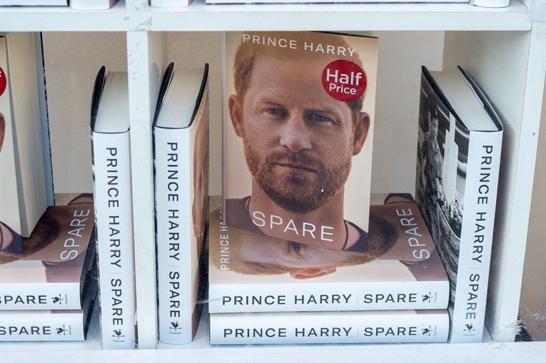 Pročitali smo knjigu princa Harryja. Neke stvari u njoj su ozbiljno uznemirujuće