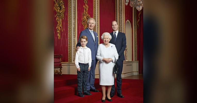 Princ Harry i Meghan Markle završili su s kraljevskom obitelji zbog ove fotografije?