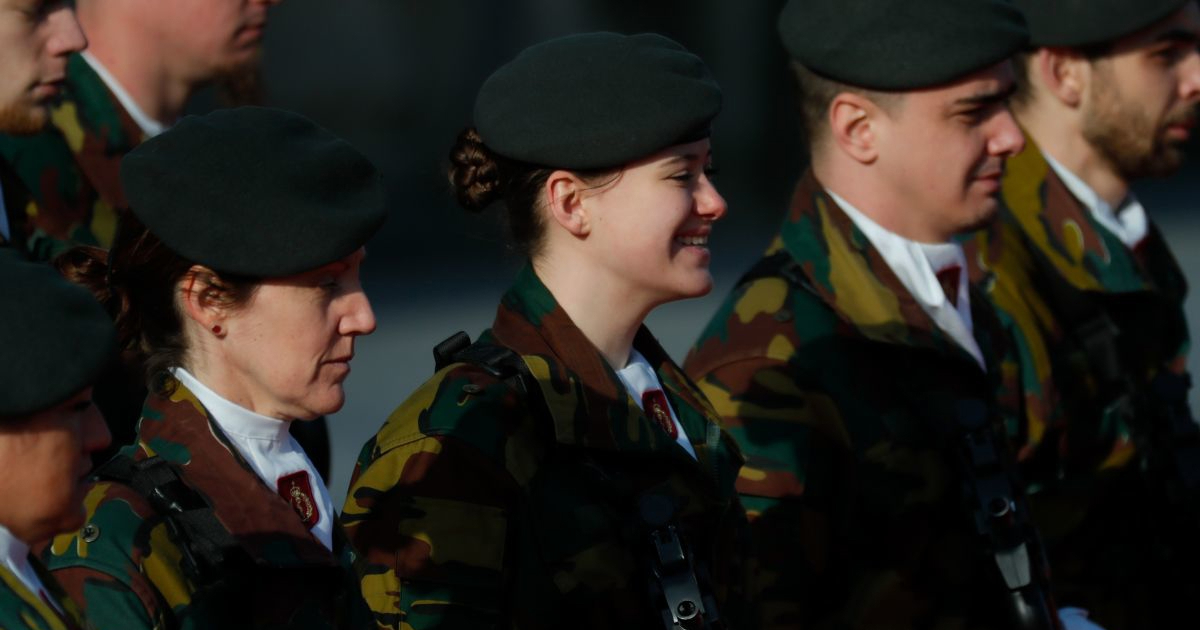 Austrijski sud ukinuo pravilo o kratkoj kosi za vojnike