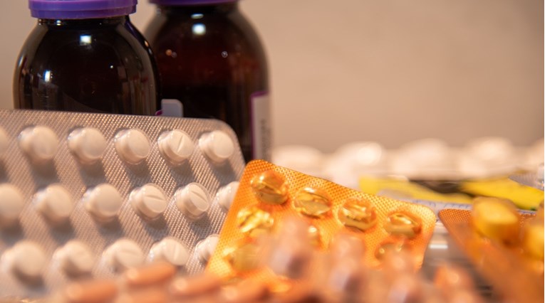 Trump dao rok farmaceutima: Proizvodite u SAD-u ili plaćajte carine od 100%