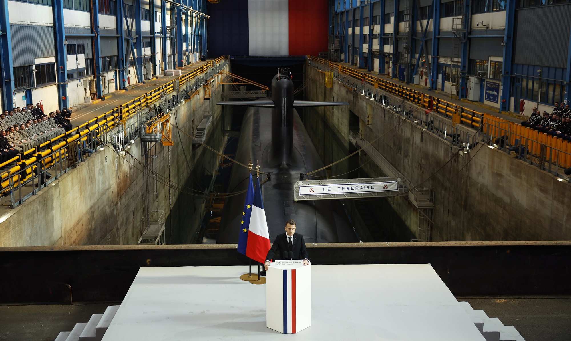 Macron gradi europski nuklearni štit, pridružila mu se Norveška